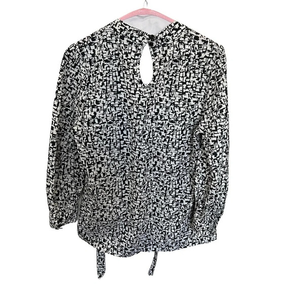 Kate Spade Reade Tie Neck Patterned Blouse in Black/White Size 8 - Picture 7 of 9